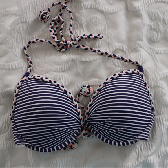 Victoria's Secret Other - Victoria Secret Bikini Top